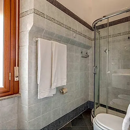 Martini Hotel 3*