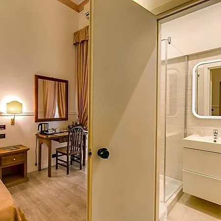 Hotel Martini 3*