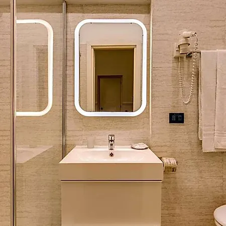 Martini Hotel 3*