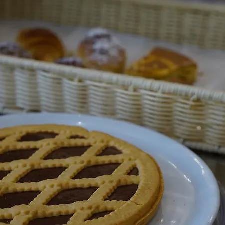 ホテル マルティーニ ローマ