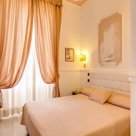 ホテル マルティーニ ローマ